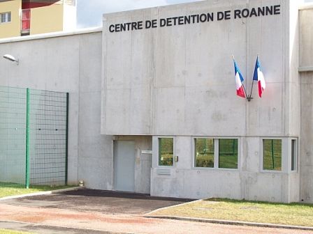 Les autorités françaises vont-elle autoriser l’utilisation des téléphones mobiles en prison ?