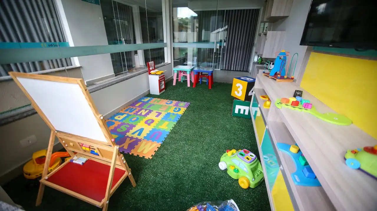 Bébé alcoolisé en crèche : l’affaire qui choque les parents